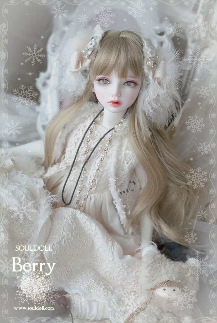 Berry | Preorder | DOLL