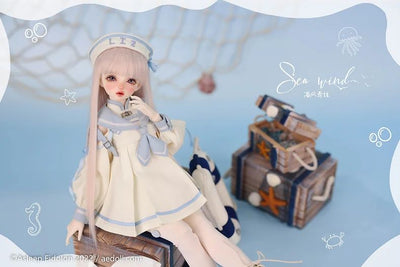 Liz | Preorder | DOLL