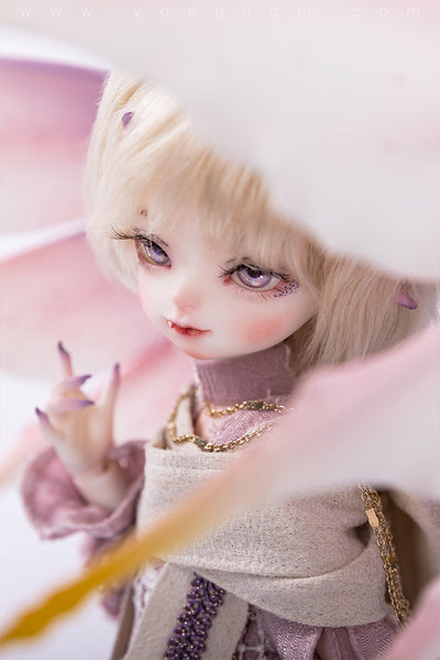 The Wonderland - Ita & Flo Two-in-one special Ver. [Limited Time 12%OFF] | Preorder | DOLL