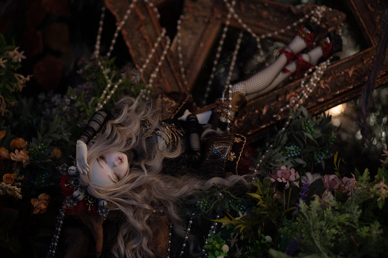 MiniFee Hwayu Full Package (The Catacomb)| Preorder | DOLL
