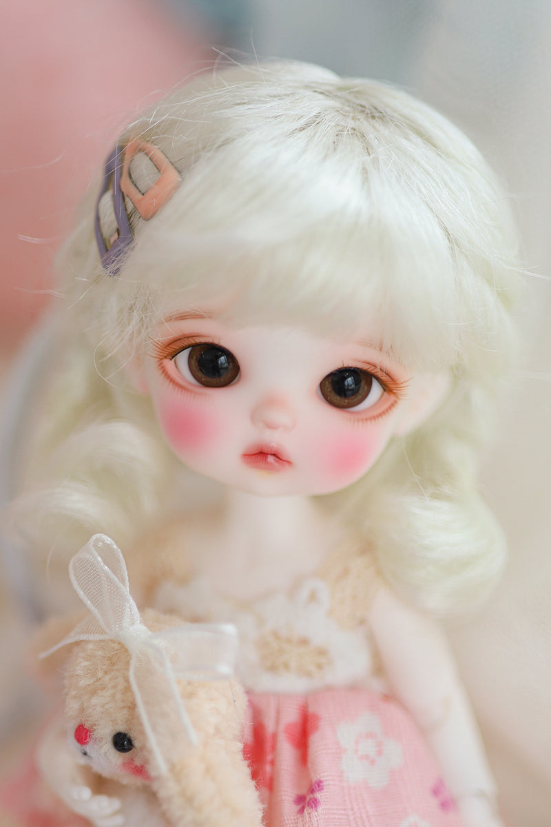 Snowy | Preorder | DOLL