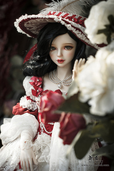 Vanessa | Preorder | DOLL