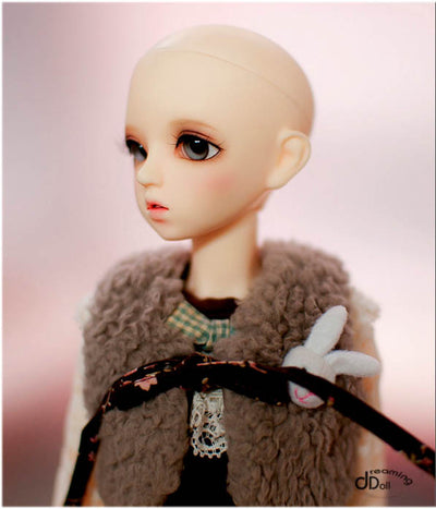 Lovely Betsy | Preorder | DOLL