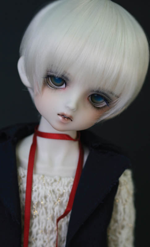 CRWM-109 (White blond) | Item in Stock | WIG