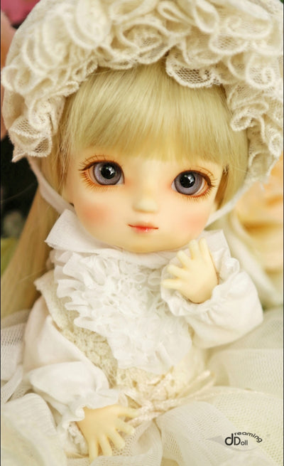 Nari | Preorder | DOLL