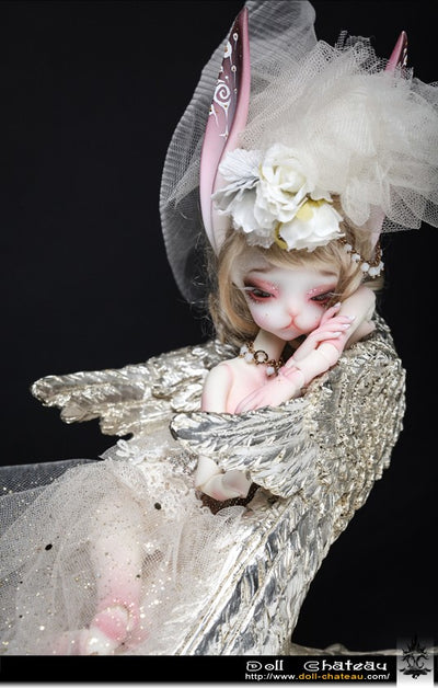 Fiona | Preorder | DOLL