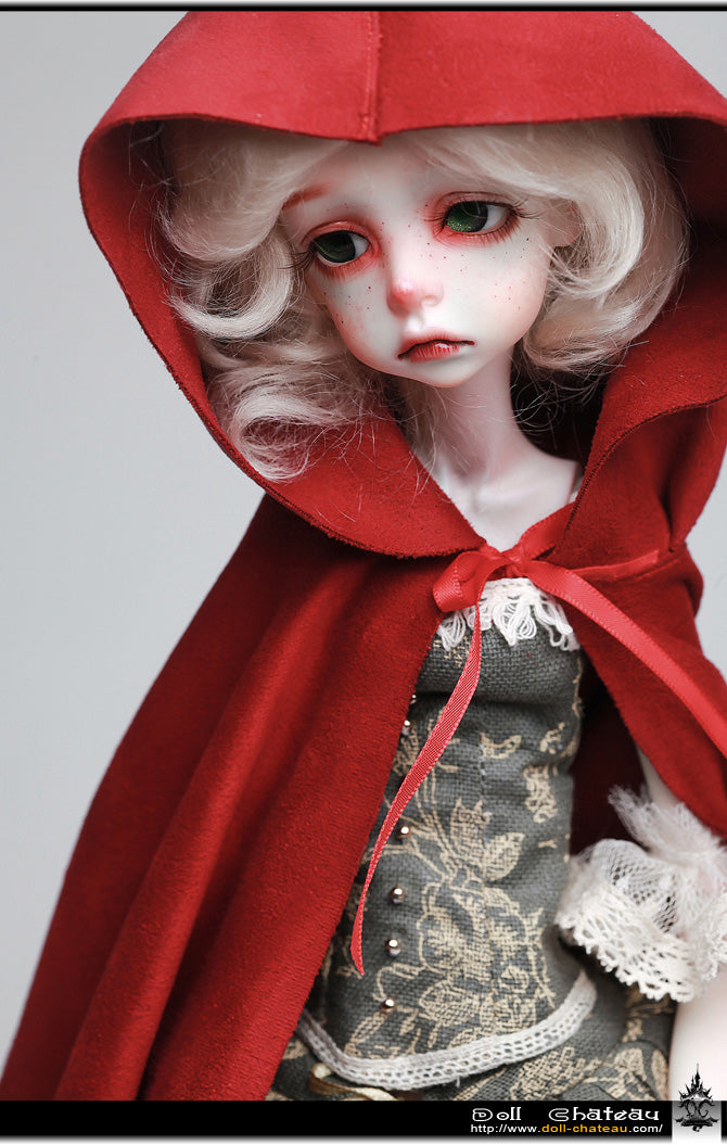 Susan | Preorder | DOLL