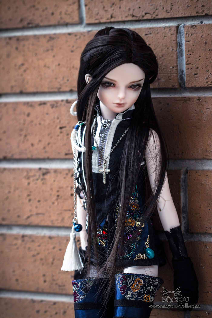 Zimo | Preorder | DOLL