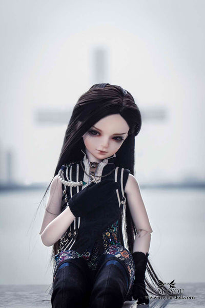 Zimo | Preorder | DOLL