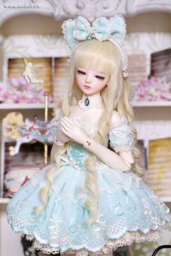 Mavis | Preorder | DOLL