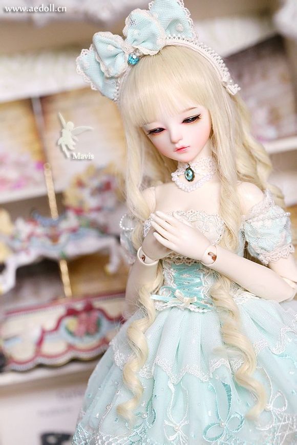 Mavis | Preorder | DOLL