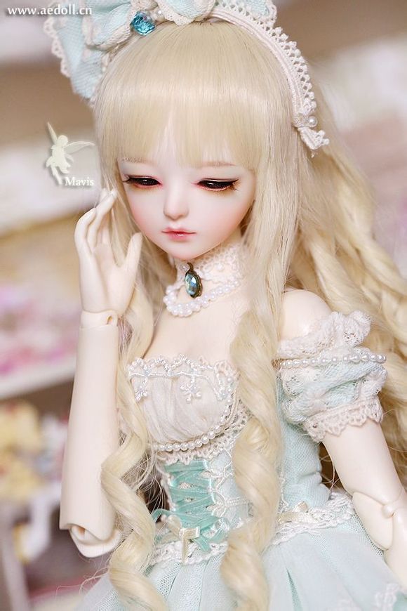 Mavis | Preorder | DOLL