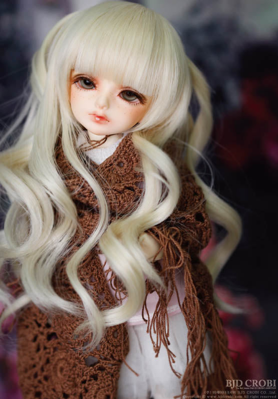 CRWS-119 (Milky Blond) | Item in Stock | WIG