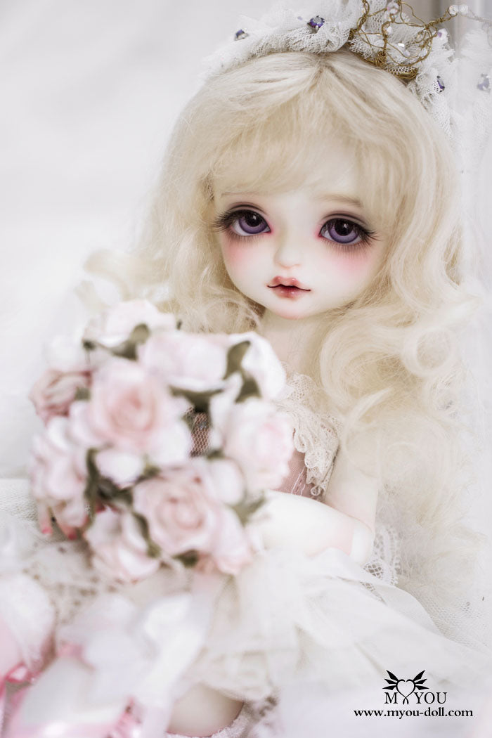 Lorina (White Skin) | Item in Stock | DOLL (free Shipping)