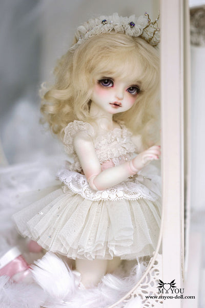 Lorina (White Skin) | Item in Stock | DOLL (free Shipping)