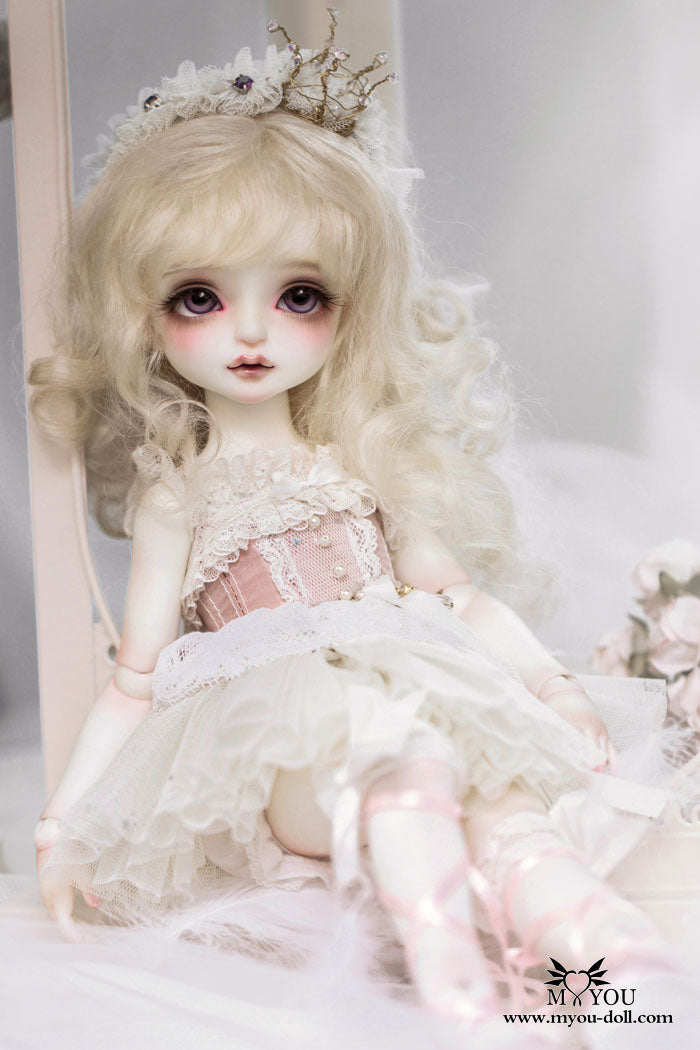 Lorina (White Skin) | Item in Stock | DOLL (free Shipping)