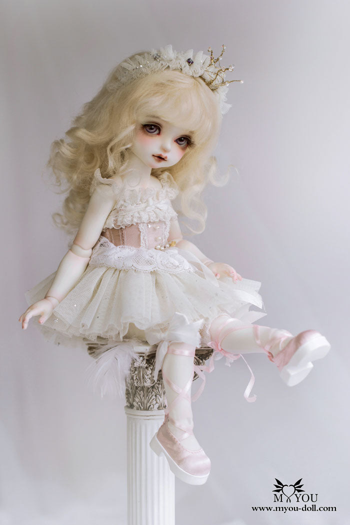 Lorina (White Skin) | Item in Stock | DOLL (free Shipping)