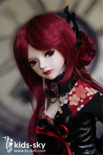 Garnet | Preorder | DOLL