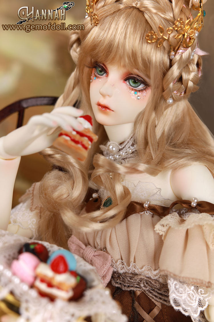 Hannah | Preorder | DOLL