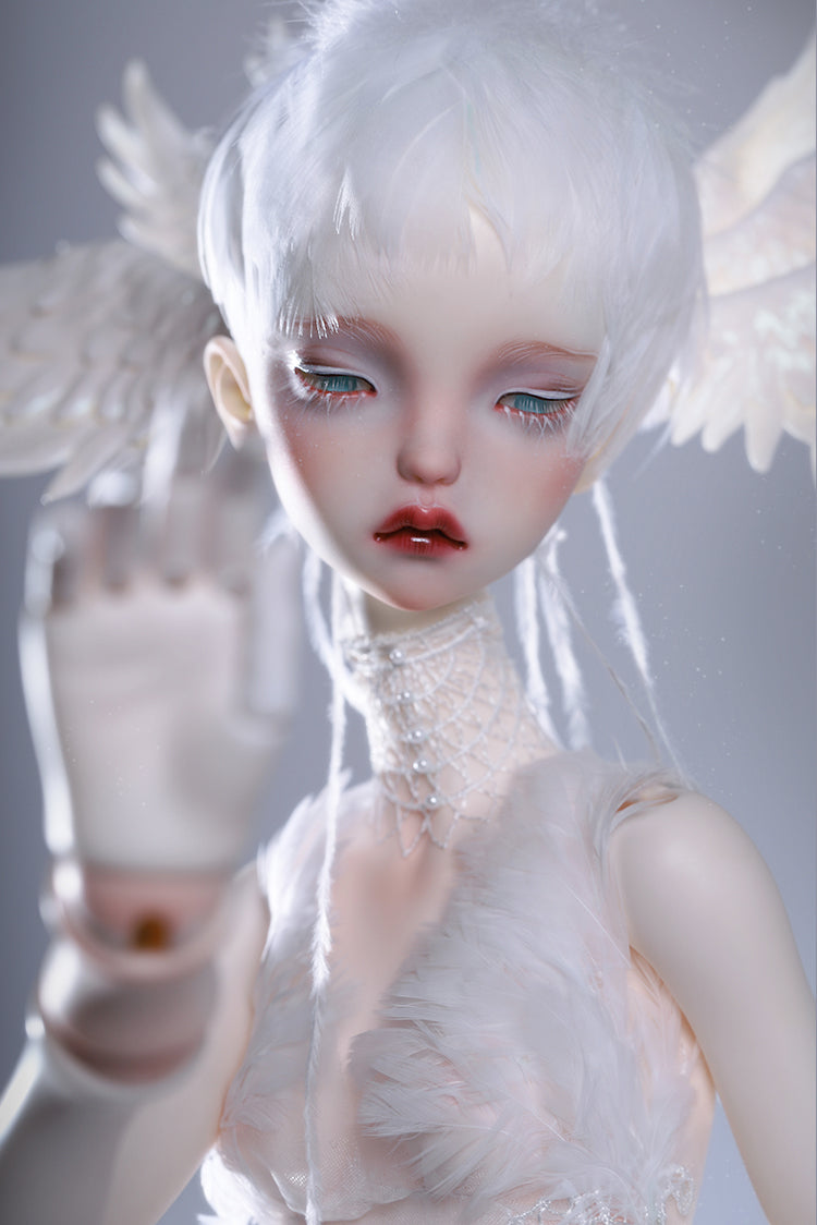 Ona | Preorder | DOLL