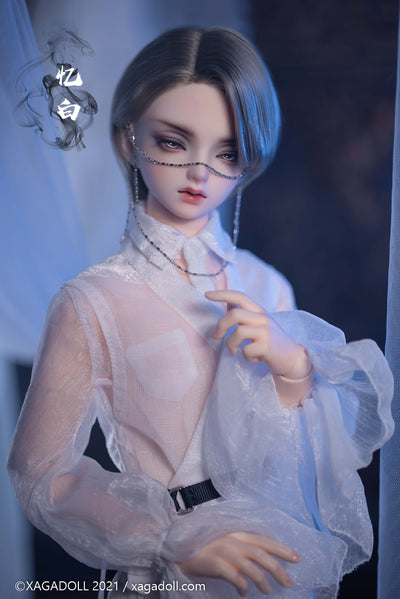 Yi Bai | Preorder | DOLL