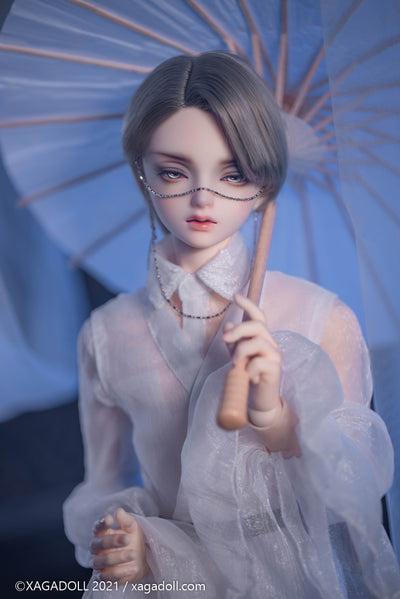 Yi Bai | Preorder | DOLL