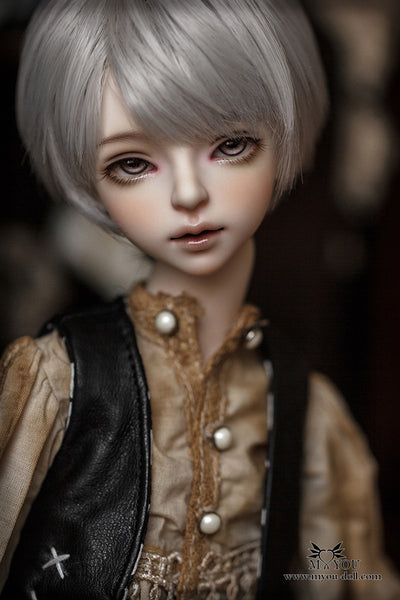 Carr [Limited Time 15% OFF] | Preorder | DOLL