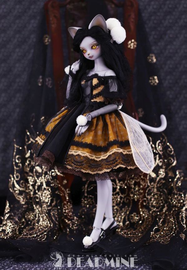 ANGELA - Honey Queen | Item in Stock | DOLL