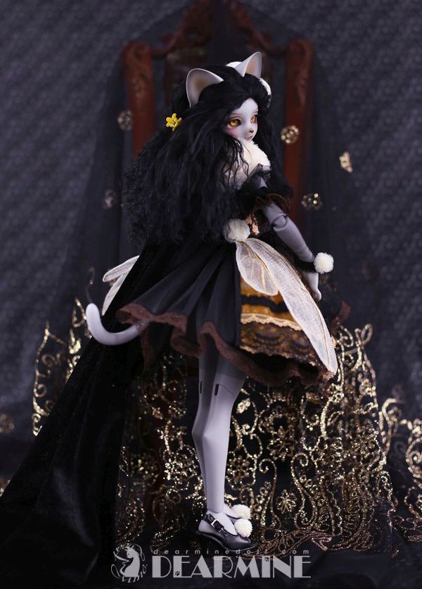 ANGELA - Honey Queen | Item in Stock | DOLL