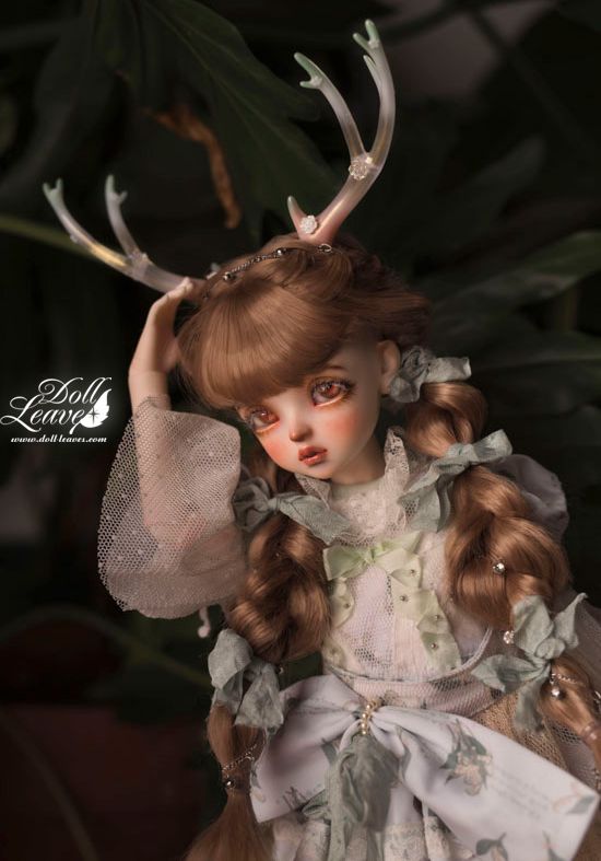 Leilia Deer | Preorder | DOLL