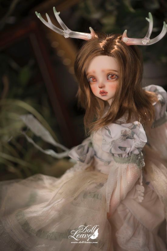 Leilia Deer | Preorder | DOLL