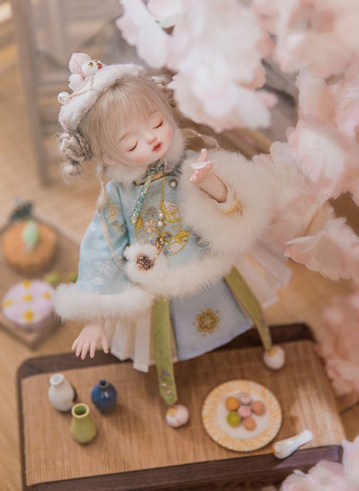 White Square Cake Fullset [Limited Time] | Preorder | DOLL