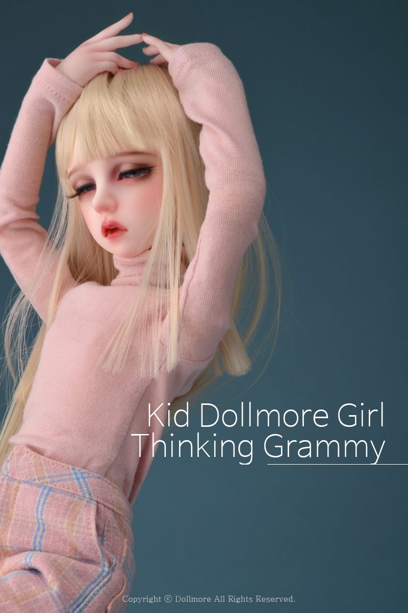 Kid Dollmore Girl - Thinking Grammy | Preorder | DOLL