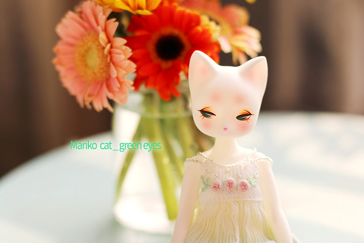 Mariko Cat(white_ green eyes) [Limited Quantity] | Preorder | DOLL