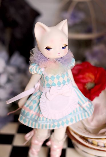 Mariko Cat (white_ blue eyes) [Limited Quantity] | Preorder | DOLL