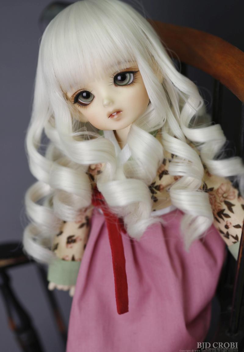 CRWS-127 (White Blond) | Item in Stock | WIG