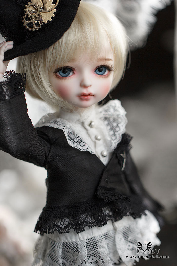 Doudou Boy Ver. [Limited time 15% off] | Preorder | DOLL