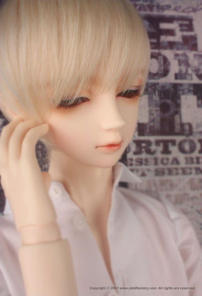 Sweet Yeon | Preorder | DOLL