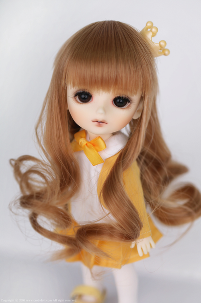 CRWT-82 (Mellow Cream) | Item in Stock | WIG