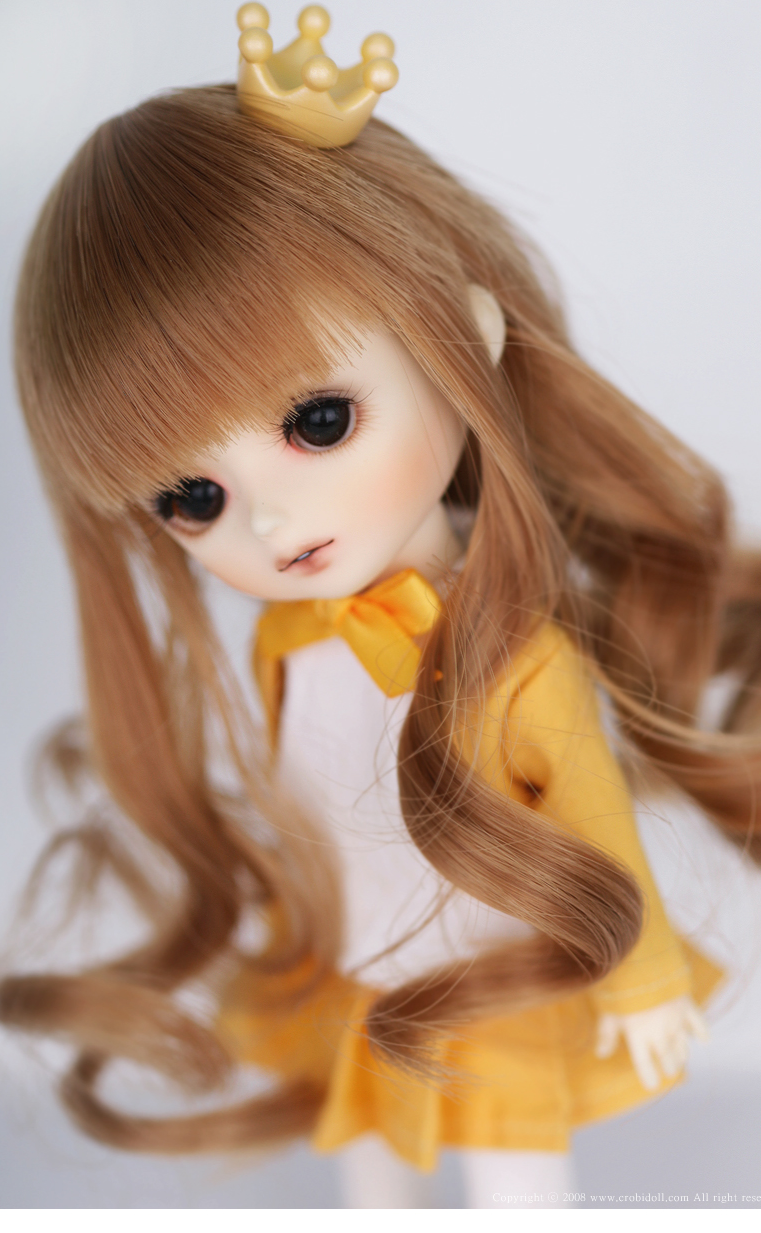 CRWT-82 (Mellow Cream) | Item in Stock | WIG