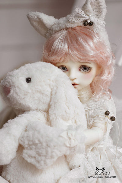 Marshmallow | Preorder | DOLL